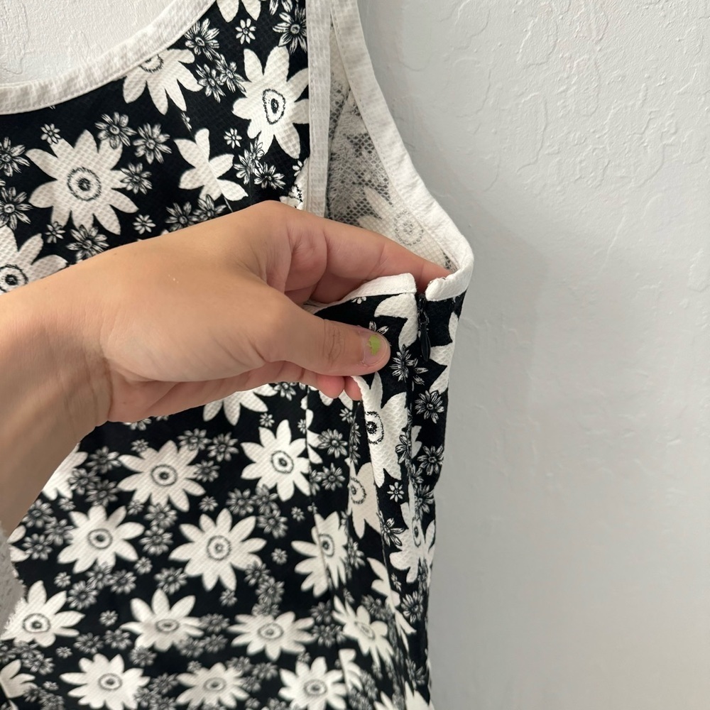 Ann Taylor Loft Black White Daisy 100% Cotton Tie Strap Mini Dress Size 4 - Picture 7 of 8